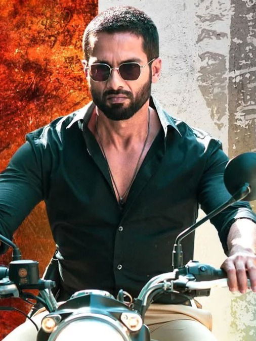 भारत में नेटफ्लिक्स की टॉप 5 फिल्में, छावा सबसे आगे, देखें लिस्ट - Hindi News | भारत में नेटफ्लिक्स की टॉप 5 फिल्में, छावा सबसे आगे, देखें लिस्ट | Latest Photos at Lokmatnews.in